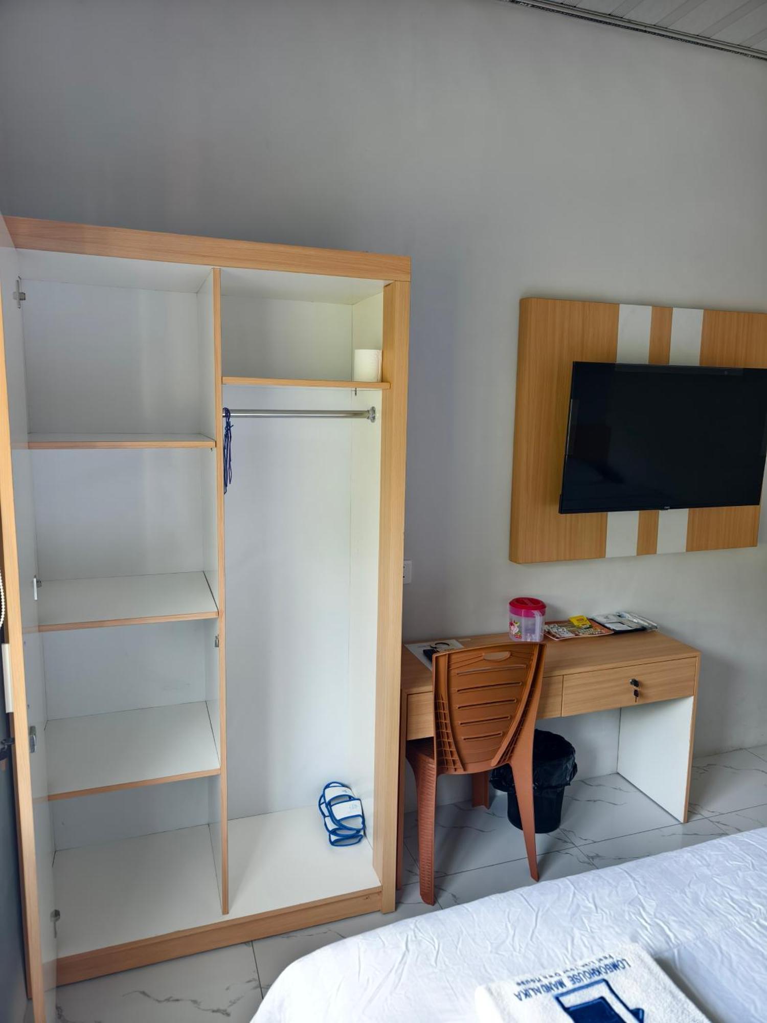 Отель Lombokhouse Mandalika Kuta  Экстерьер фото